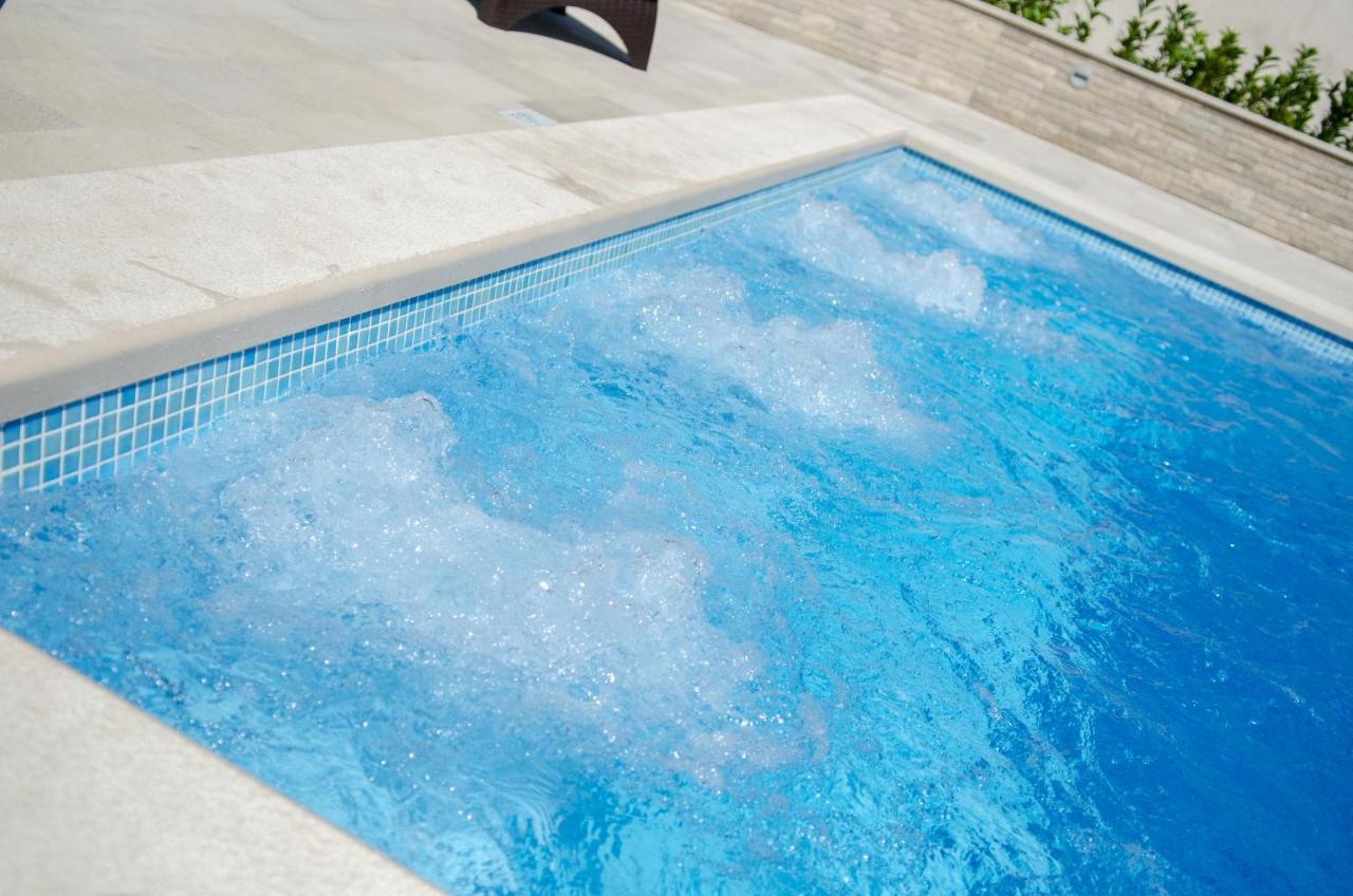קאבטאט Apartments Sutalo 2 מראה חיצוני תמונה